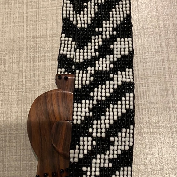 Black and white stretchy belt - Picture 3 of 10
